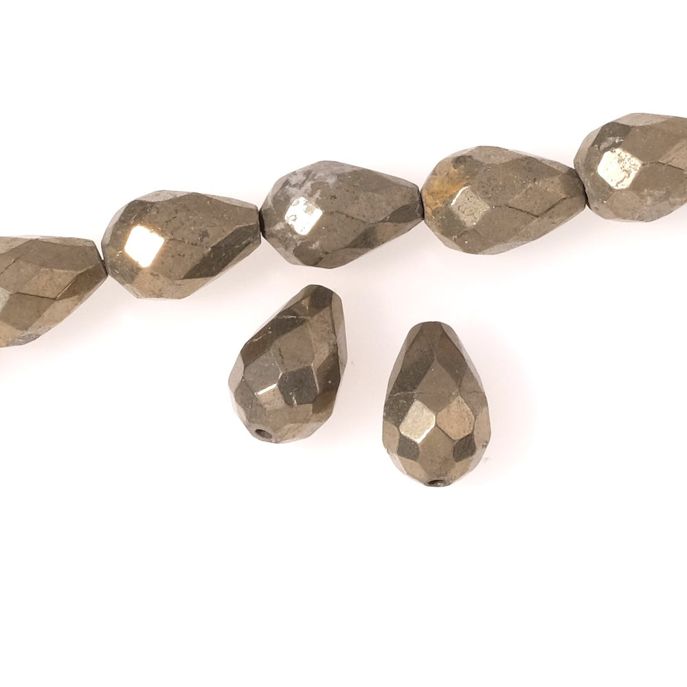 2 perles naturelles goutte facettée 8x12mm en Pyrite