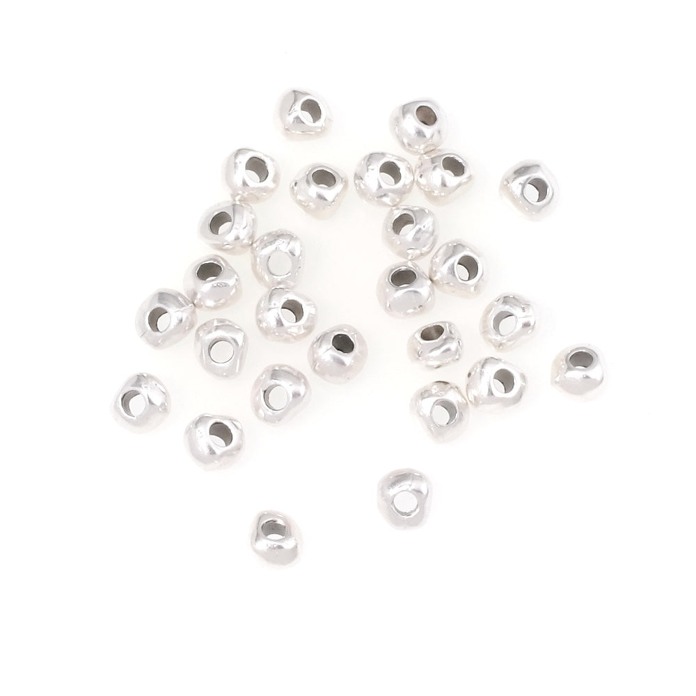 10 perles pépites 4mm en métal Argenté